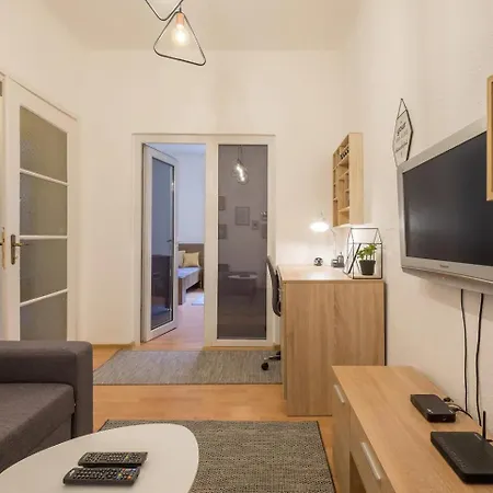 And Play - Foosball And Comfort Apartman *