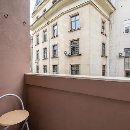 Apartman And Play - Foosball And Comfort *