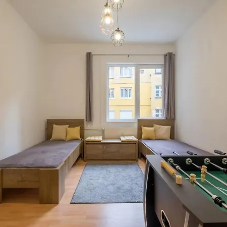 And Play - Foosball And Comfort Lejlighed *