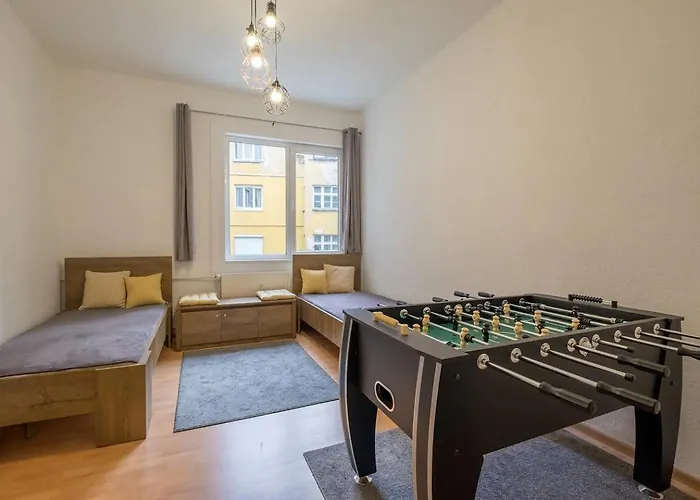 And Play - Foosball And Comfort *